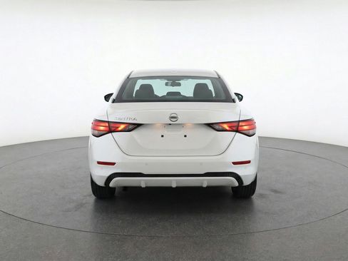 Used 2025 Nissan Sentra SV image 7