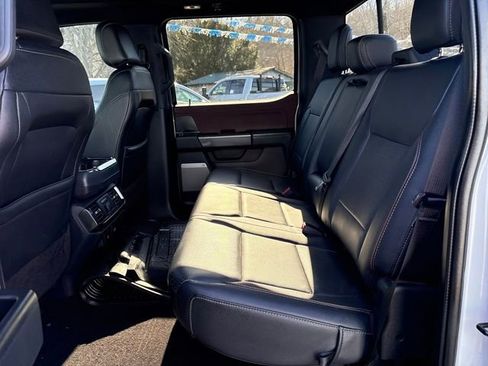 Used 2022 Ford F150 Lariat w/ Equipment Group 502A High image 6