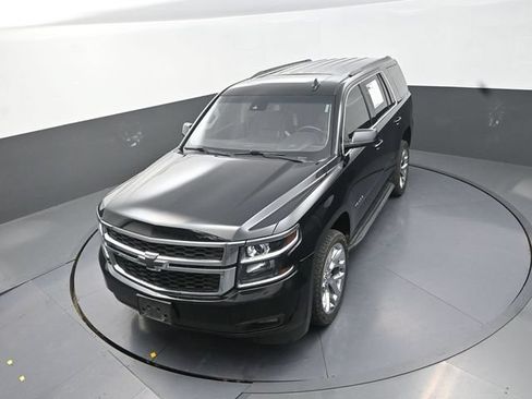 Used 2017 Chevrolet Tahoe LT w/ Luxury Package AWD/4WD image 14