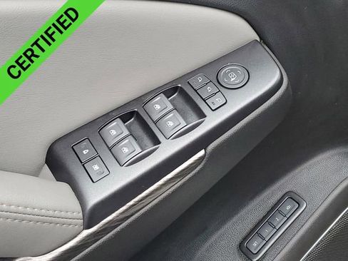 Certified 2019 Chevrolet Suburban LT image 25