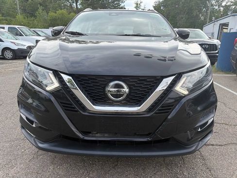 Used 2020 Nissan Rogue Sport SV w/ All-Weather Package AWD/4WD image 2