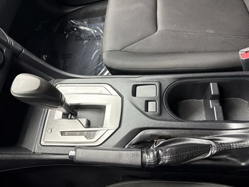 Used 2018 Subaru Impreza 2.0i AWD/4WD image 30