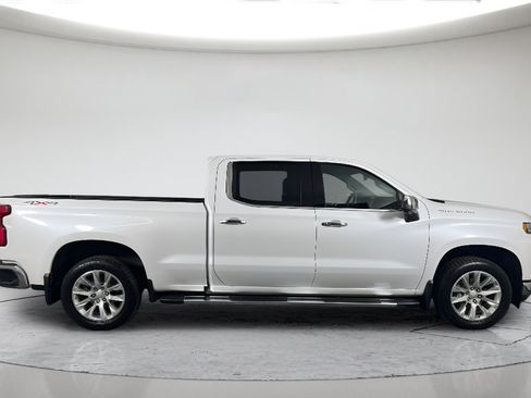 Used 2020 Chevrolet Silverado 1500 LTZ w/ LTZ Plus Package AWD/4WD image 3