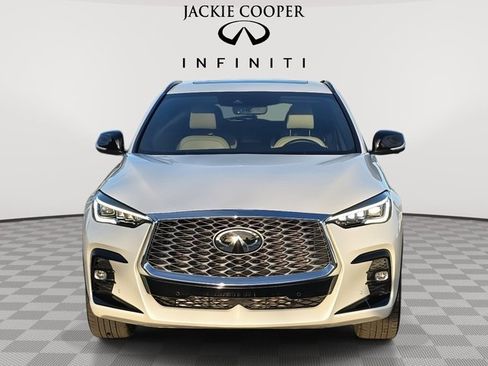 Certified 2025 INFINITI QX55 Essential image 2