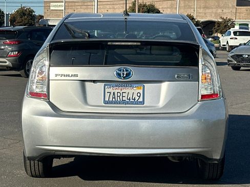 Used 2013 Toyota Prius Plug-In Hybrid image 5