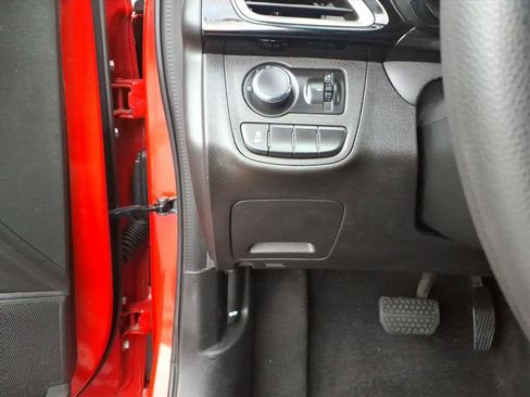 Used 2021 Chevrolet Spark LT FWD image 14