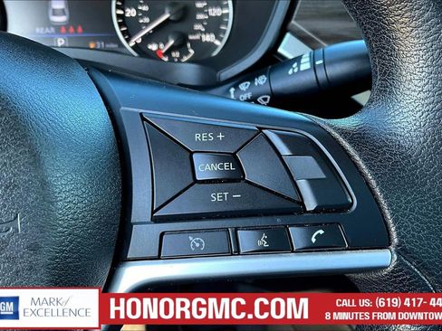 Used 2023 Nissan Altima 2.5 SV image 11