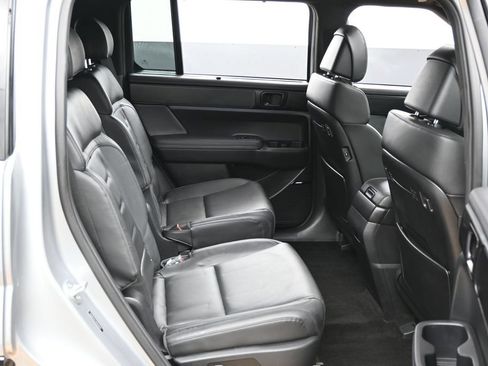 Used 2024 Hyundai Santa Fe Calligraphy FWD image 32