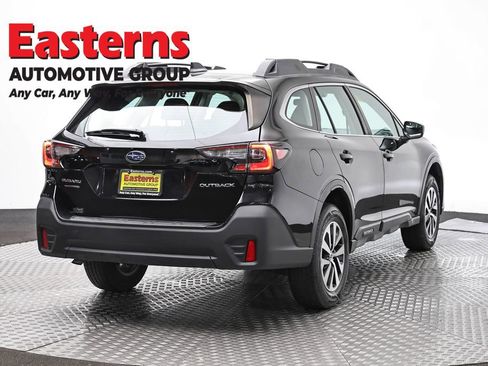 Used 2022 Subaru Outback AWD/4WD image 5