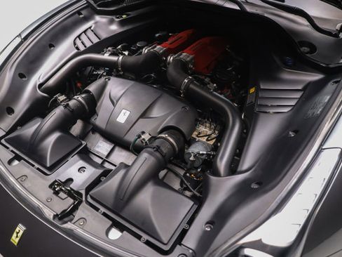 Used 2016 Ferrari California T image 52