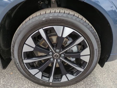 New 2026 Volvo XC60 B5 Plus w/ Protection Package Premier image 11