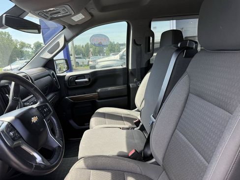 Used 2021 Chevrolet Silverado 1500 LT w/ Convenience Package II AWD/4WD image 12