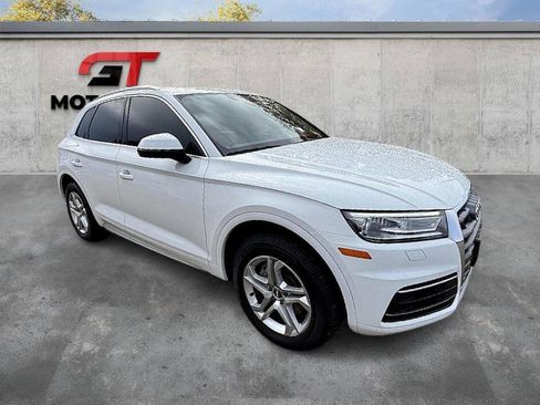 Used 2019 Audi Q5 2.0T Premium w/ Convenience Package image 7