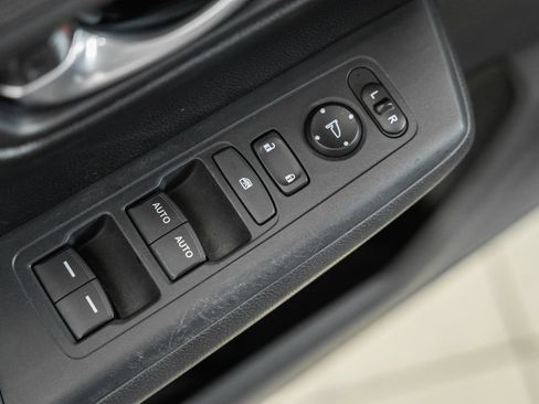 Used 2023 Honda CR-V EX image 35