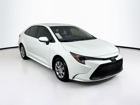 Certified 2021 Toyota Corolla LE image 7