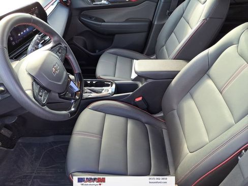 Used 2025 Chevrolet TrailBlazer RS w/ Convenience Package image 11