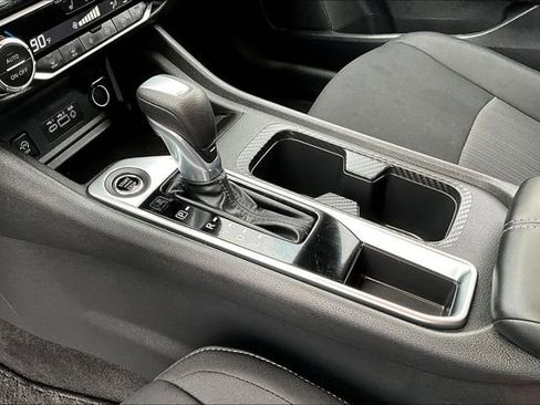 Used 2025 Nissan Sentra SV w/ All-Weather Package FWD image 17