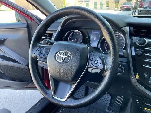 Used 2019 Toyota Camry LE w/ Audio Package FWD image 18