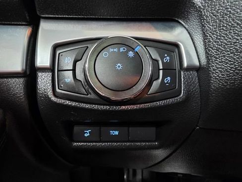 Used 2017 Ford Explorer Sport w/ Equipment Group 401A AWD/4WD image 18