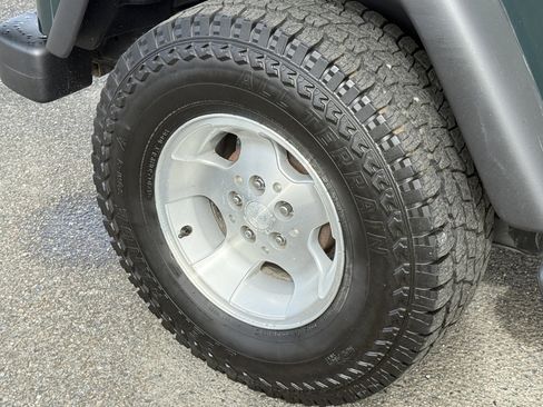 Used 2000 Jeep Wrangler Sport AWD/4WD image 24