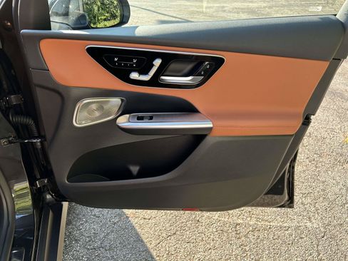 New 2027 Mercedes-Benz GLC 300 image 41
