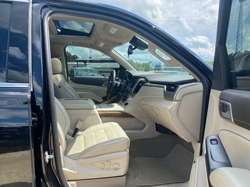 Used 2019 GMC Yukon Denali w/ Denali Ultimate Package AWD/4WD image 18