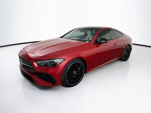 Used 2024 Mercedes-Benz CLE 300 4MATIC Coupe image 3