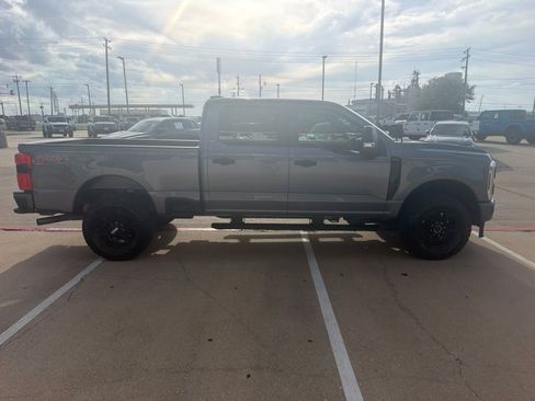 Used 2024 Ford F250 XL w/ STX Appearance Package AWD/4WD image 4