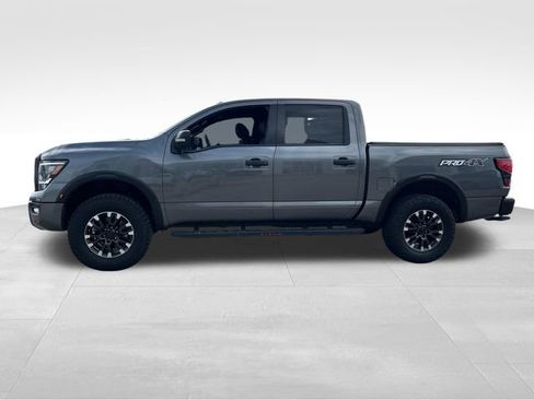 Used 2021 Nissan Titan PRO-4X w/ Pro-4x Convenience Package image 2