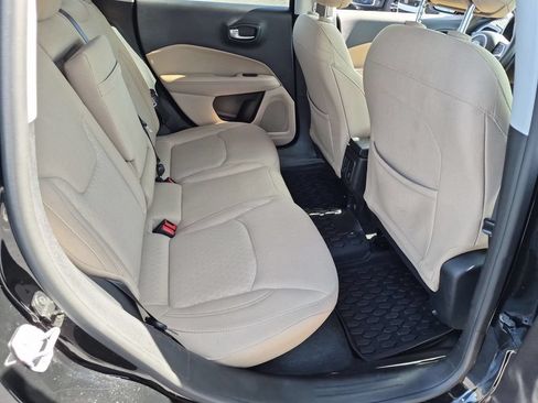 Used 2018 Jeep Compass Sport AWD/4WD image 29