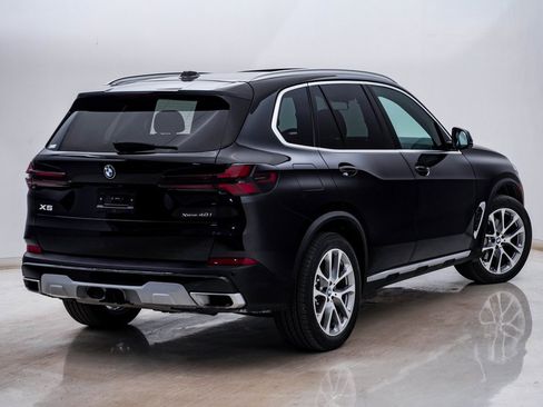 Used 2024 BMW X5 xDrive40i w/ Executive Package image 11