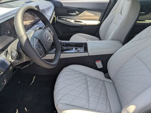 New 2026 Nissan Sentra SL FWD image 9