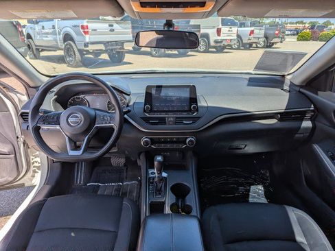 Used 2020 Nissan Altima 2.5 S FWD image 19