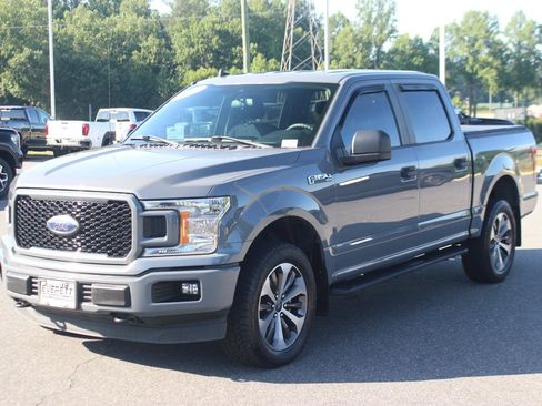 Used 2020 Ford F150 XL w/ Equipment Group 101A Mid AWD/4WD image 3