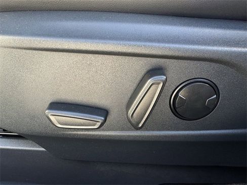 Used 2025 Ford Mustang Mach-E Select image 26