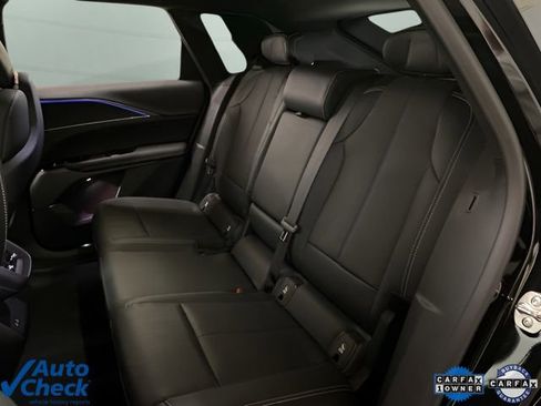 Used 2024 Cadillac Lyriq Luxury image 61