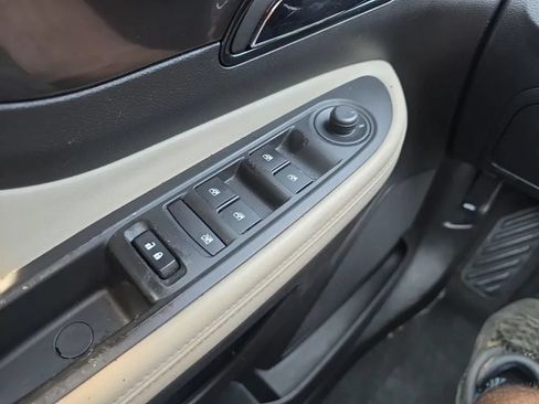 Used 2018 Buick Encore Preferred FWD image 23
