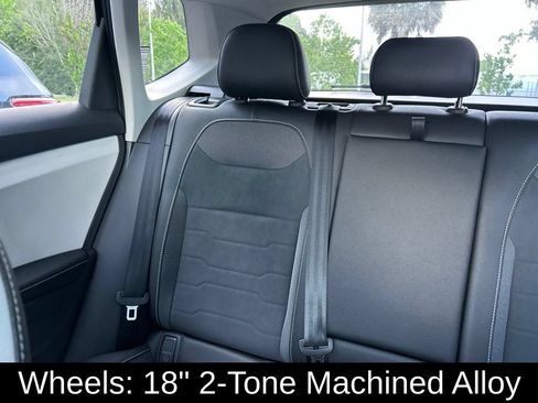 Used 2026 Volkswagen Taos SE FWD image 12