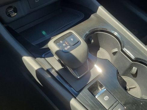 Certified 2024 Nissan Rogue S FWD image 34