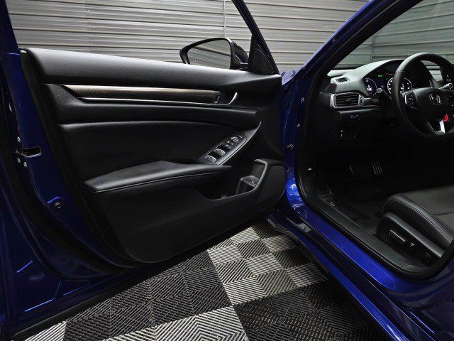 Used 2022 Honda Accord Sport image 31