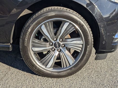 Used 2019 Lincoln Navigator Reserve w/ Cargo Package image 12