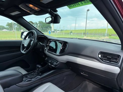 Used 2022 Dodge Durango R/T w/ Blacktop Package AWD/4WD image 37
