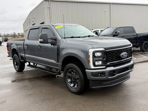 Used 2024 Ford F250 XL w/ STX Appearance Package image 2