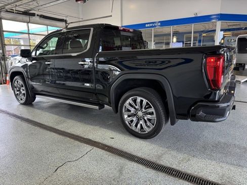 Used 2025 GMC Sierra 1500 Denali w/ Denali Reserve Package image 5