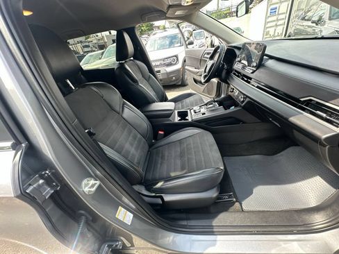 Used 2024 Mitsubishi Outlander SE AWD/4WD image 35