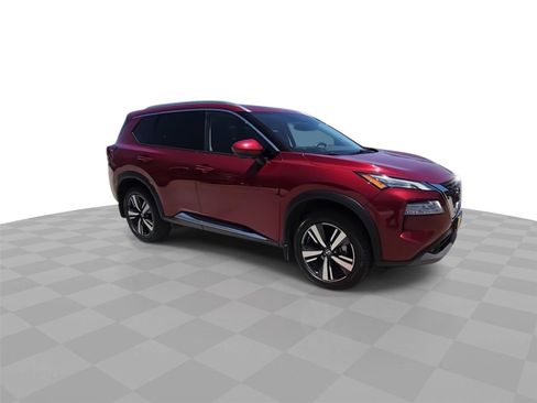 Used 2021 Nissan Rogue SL w/ Premium Package FWD image 2