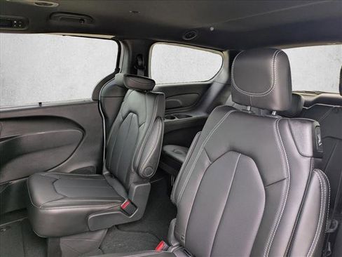 New 2026 Chrysler Voyager LX image 14