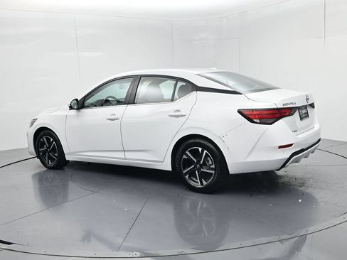 Used 2024 Nissan Sentra SV FWD image 5