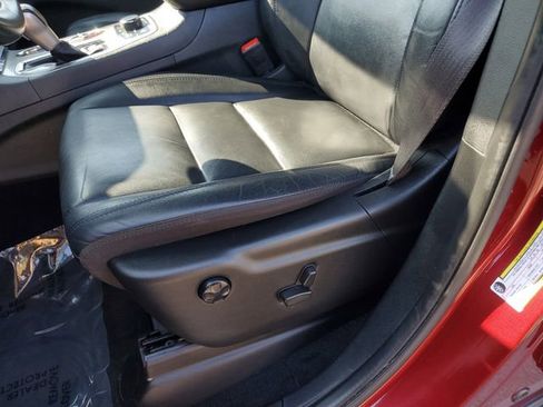 Certified 2022 Jeep Grand Cherokee Limited w/ Trailer Tow Group IV image 23