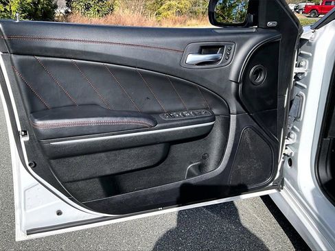 Certified 2023 Dodge Charger Scat Pack w/ Plus Group image 25